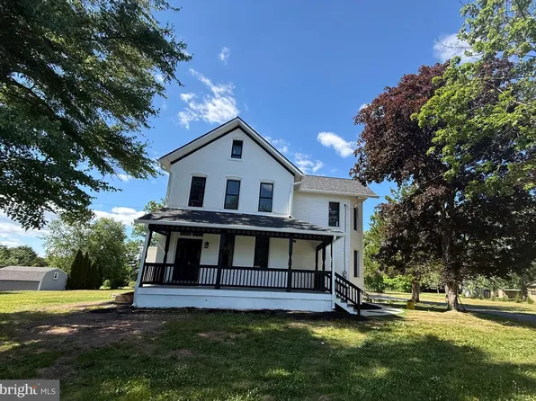 215 Mill Rd, Quakertown, PA 18951