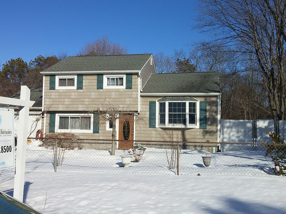 1st image of 633 Narragansett Ave