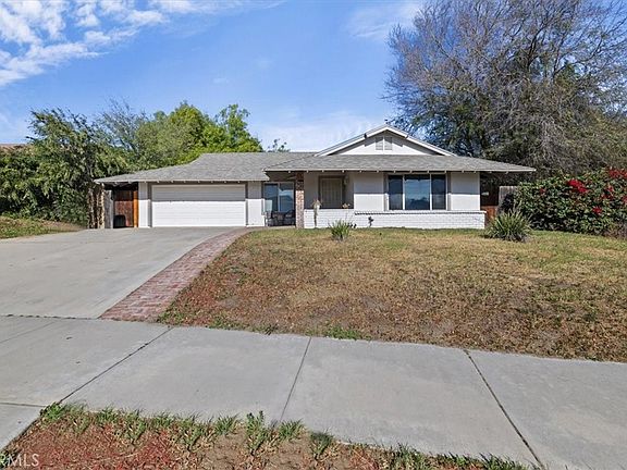 2nd image of 5865 Green Valley St