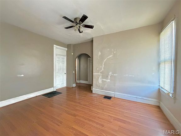 8th image of 2226 Adams St