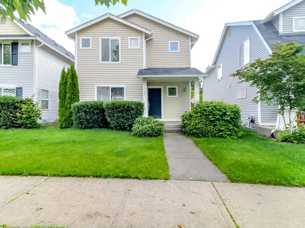 1360 Sinclair Dr, Dupont, WA 98327