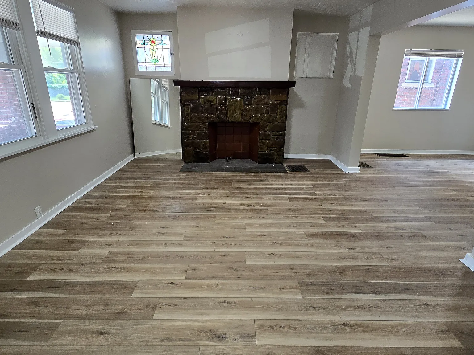 1208 Strahley Pl — Photo 4