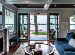 16555 Lakeview St, Spring Lake, MI 49456