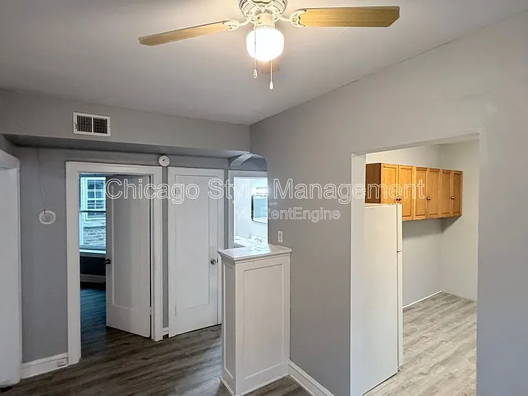 10625 S Calumet Ave #3 — Photo 7