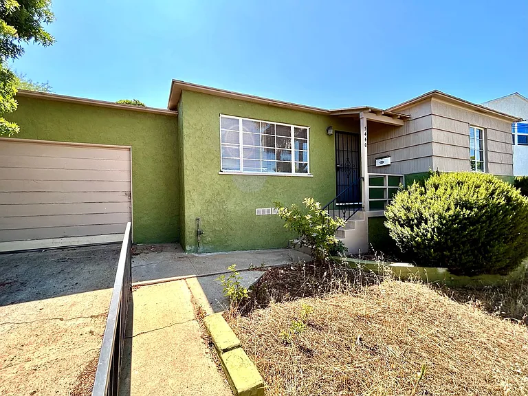 5440 McGann Dr — Photo 11