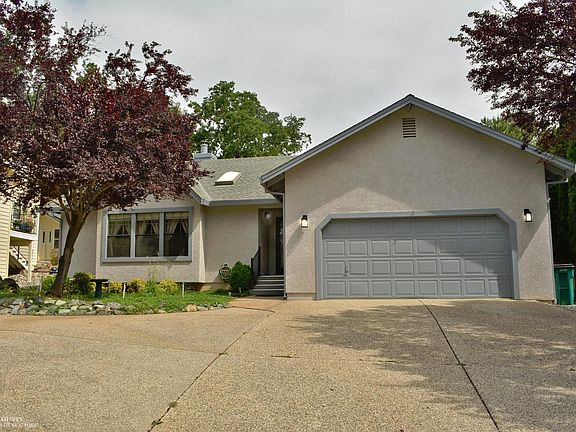 2nd image of 18288 Wildflower Dr