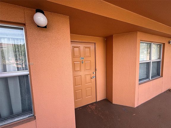 3rd image of 571 SW 141st Ave APT 208N