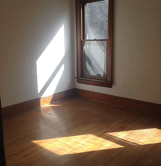 449 W Delavan Ave — Photo 18