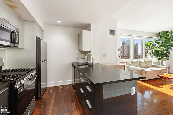 Rented by Brown Harris Stevens | media 4