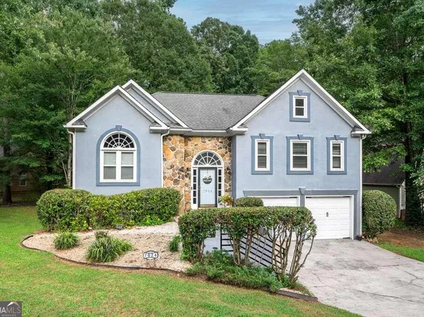 7024 Hollow Oak Ct, Rex, GA 30273