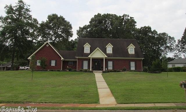 1st image of 109 Pinnacle Dr