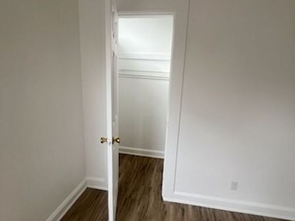 4th image of 3146 W 95th St #15