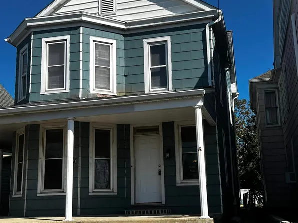 157 3rd St, Hanover, PA 17331