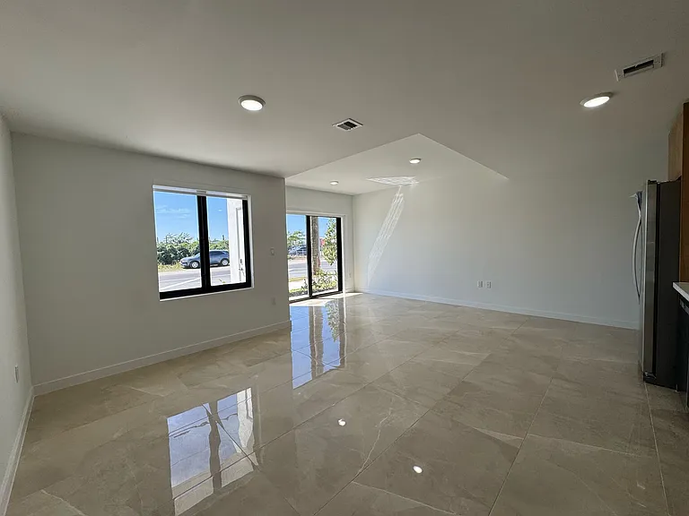 26151 SW 147th Ave — Photo 26