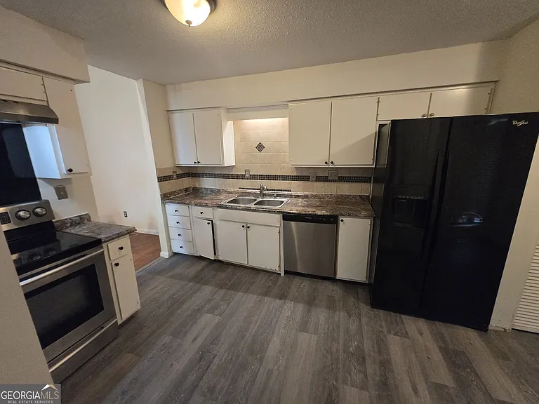 2569 Terrace Trl — Photo 9