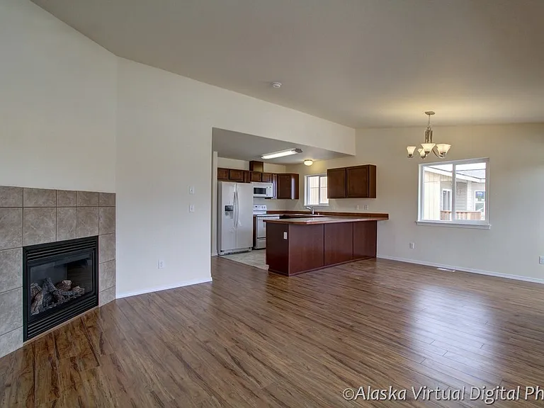 2278 Galatea Dr — Photo 2
