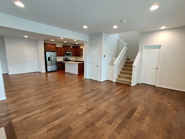 4437 Riverfront Blvd — Photo 4