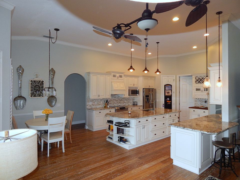 1st image of 2265 Valencia Lakes Cir