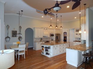 2265 Valencia Lakes Cir, Naples, FL 34120