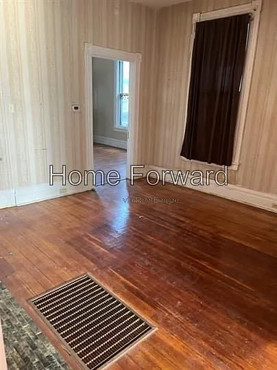 818 High St — Photo 7