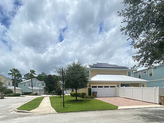 Ultra private fence for pool