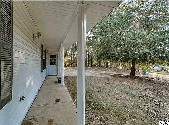 3rd image of 15717 Beacon Point Dr