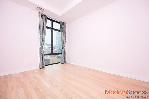 Rented by Modern Spaces | media 29