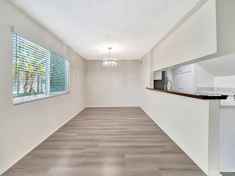 10634 Holman Ave #3-2 — Photo 16