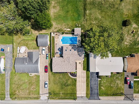 2nd image of 57 Robinhood Dr