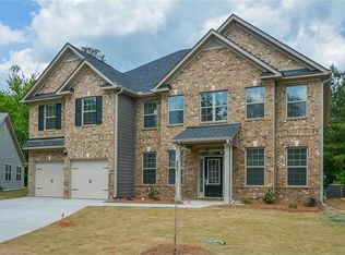 3448 Woodshade Dr, Loganville, GA 30052