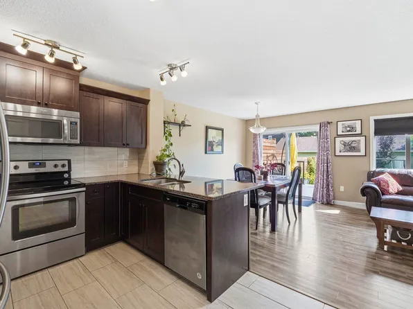 10245 152nd St NW, Edmonton, AB T5P 1Y3