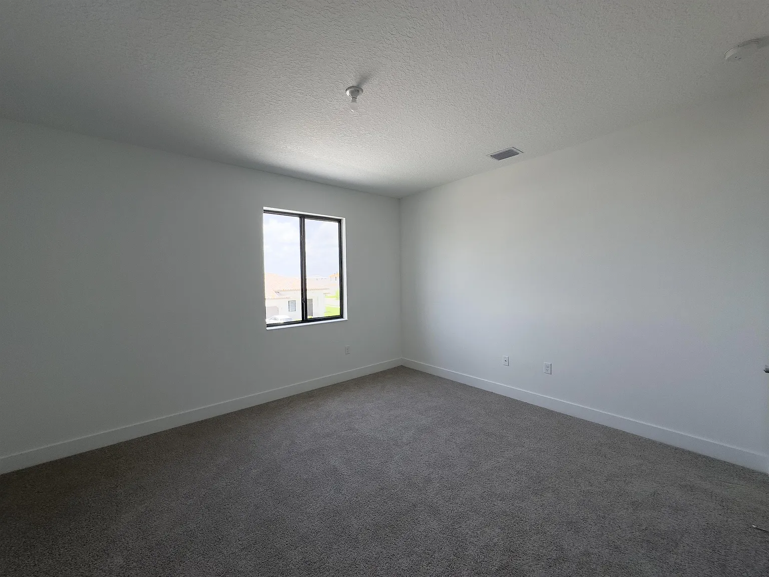 5286 Nevola Ave - Maple... — Photo 3