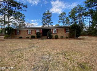 302 John McQueen Rd, Aberdeen, NC 28315