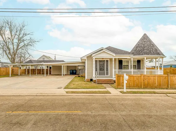 215 Vacherie St, Lockport, LA 70374