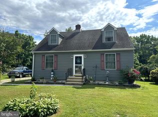 1214 Old Coochs Bridge Rd, Newark, DE 19713