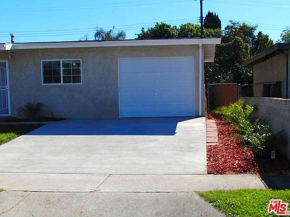 5th image of 18234 Villa Park St