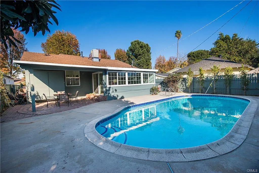 3 bed, 1550 sqft, $5,250 — Photo 2