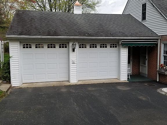 2 Car Attached Garage