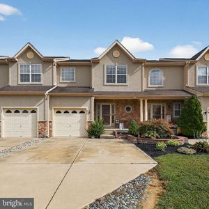 67 Glacier Dr, Berlin, NJ, 08009