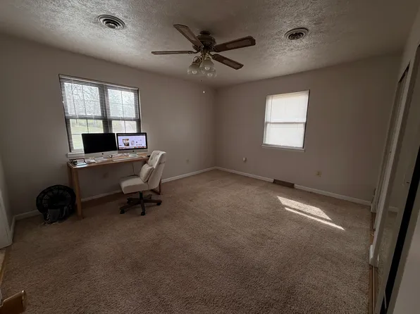 3 Dogwood Dr, Waynesville, MO 65583
