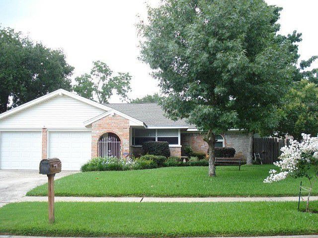 1st image of 16218 Green Shade Dr