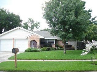 16218 Green Shade Dr, Houston, TX 77090