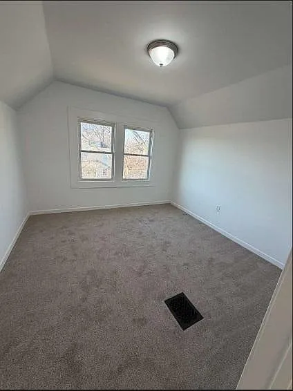 Unit Photo