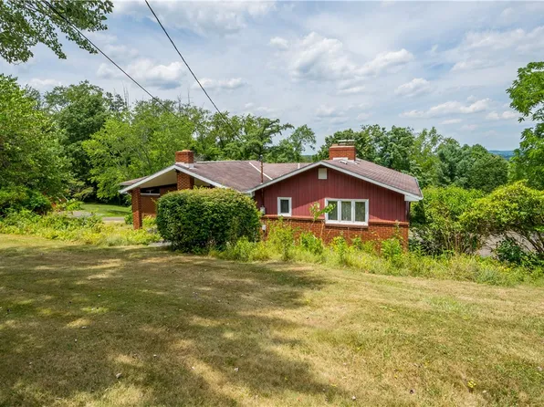 149 Meadow View Rd, South Strabane, PA 15301