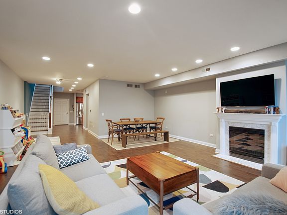 4th image of 3250 N Lincoln Ave Suite 1A