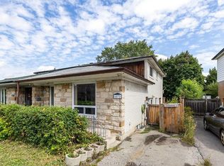 6872 Darcel Ave, Mississauga, ON L4T2W5