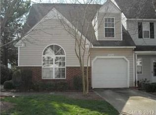 10214 University Park Ln, Charlotte, NC