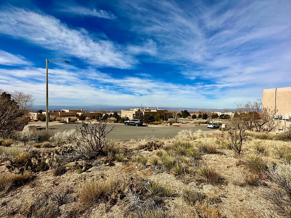 1st image of 4904 Cresta Del Sur Ct NE
