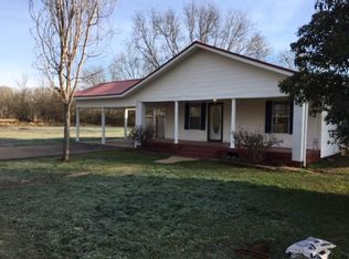 67 Hutchinson St, Caledonia, MS 39740