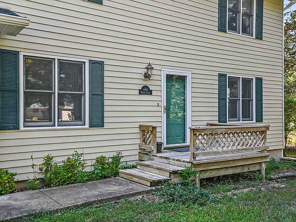 5th image of 144 Meadow Avenue